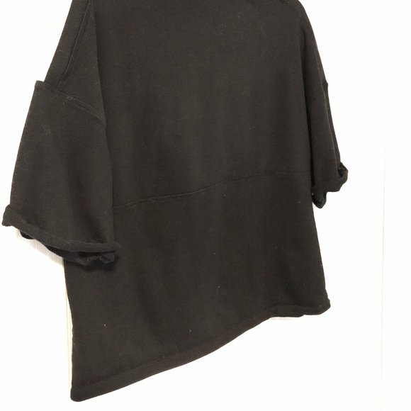 DKNY Sport | Top Black w Reflector Trim (size L) - Picture 3 of 6